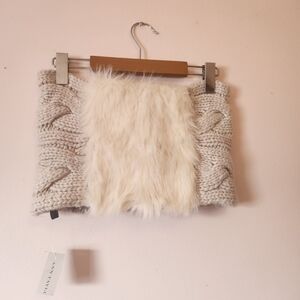 Ann Taylor Infinity Loop Scarf Chunky Cable-knit Faux Fur Trim NWT